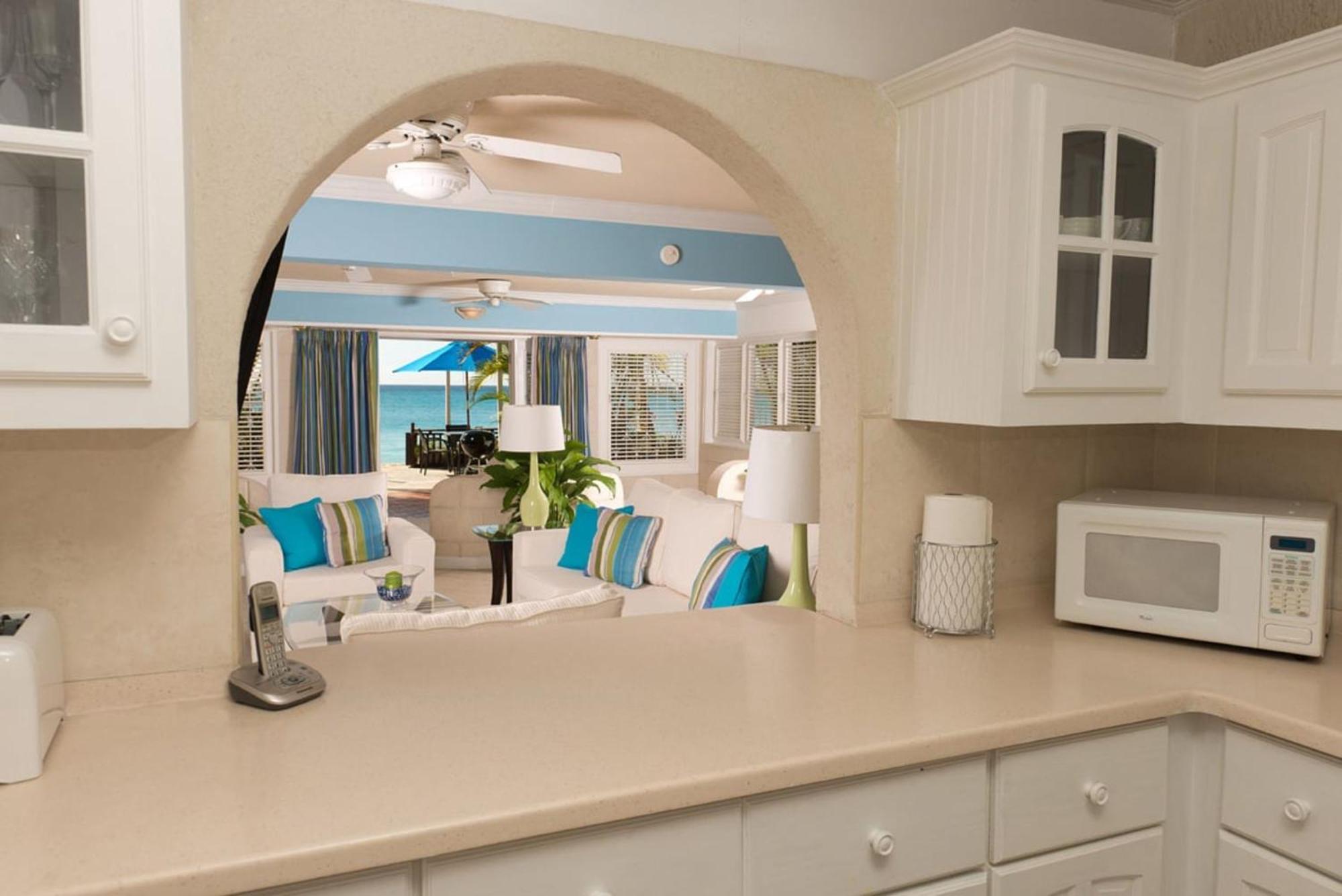 Bora Bora By Blue Sky Luxury Διαμέρισμα Paynes Bay Δωμάτιο φωτογραφία
